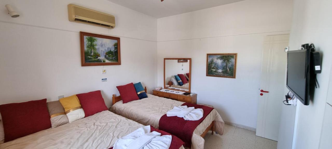 Astrofegia Apartments Near The Sea Agia Marina  Екстериор снимка