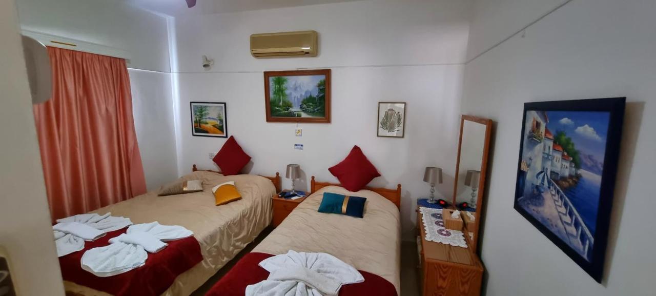 Astrofegia Apartments Near The Sea Agia Marina  Екстериор снимка