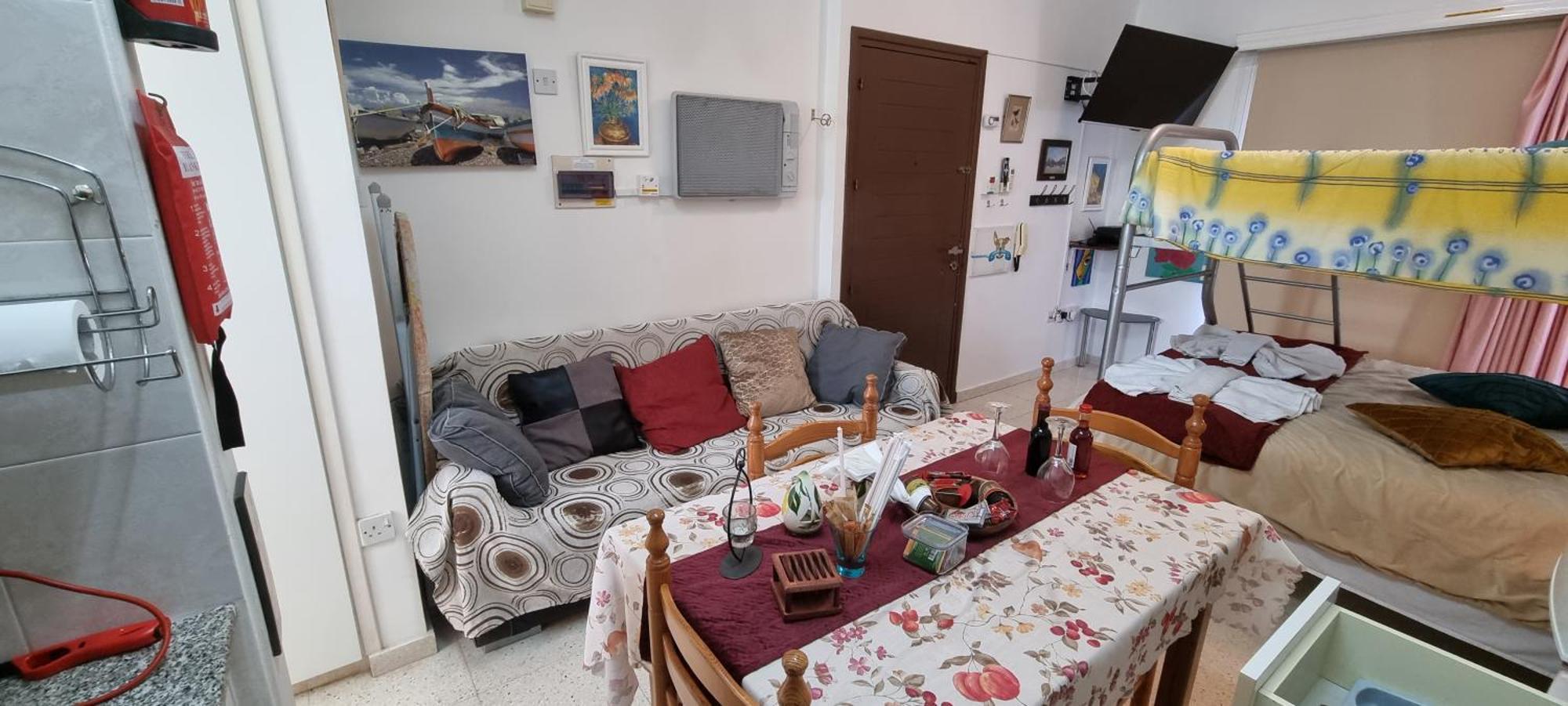Astrofegia Apartments Near The Sea Agia Marina  Екстериор снимка