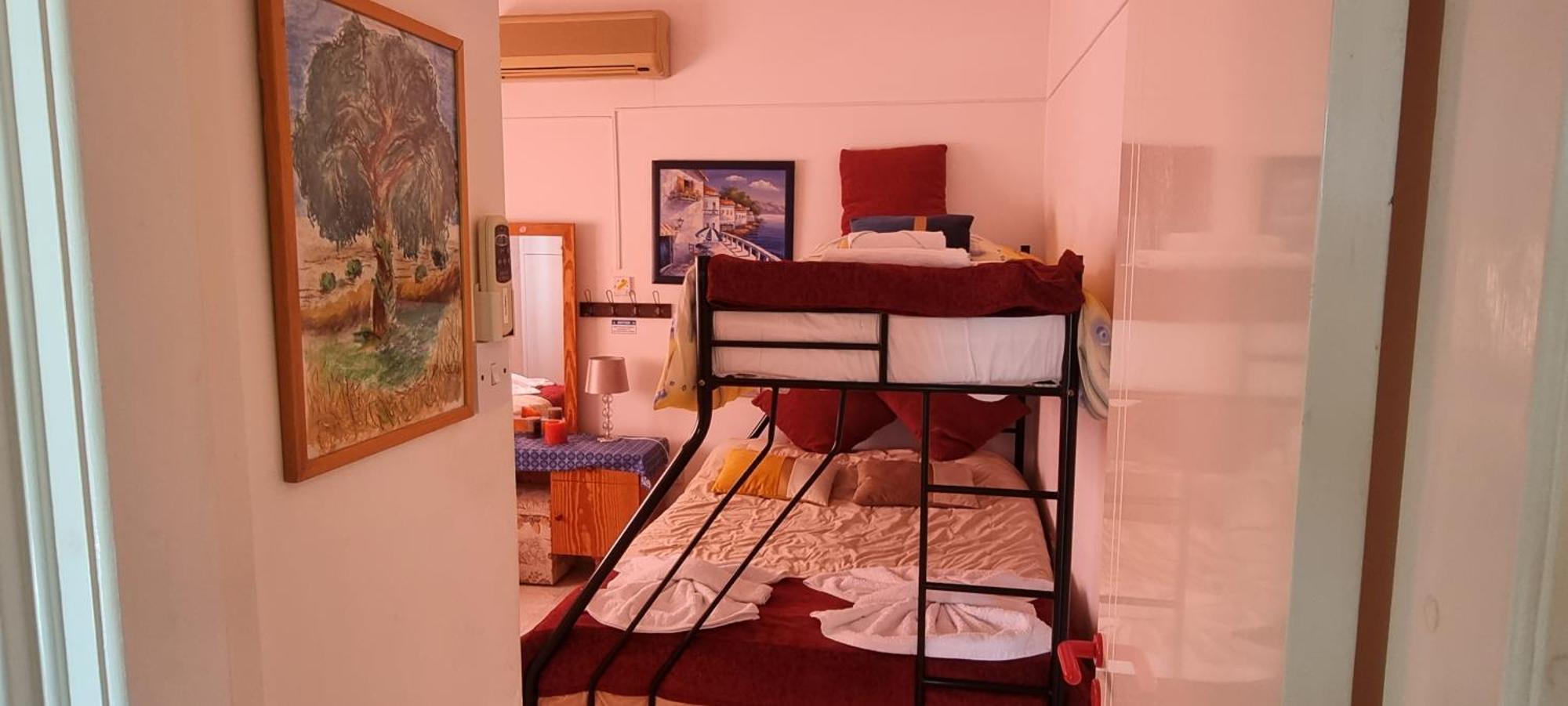 Astrofegia Apartments Near The Sea Agia Marina  Екстериор снимка